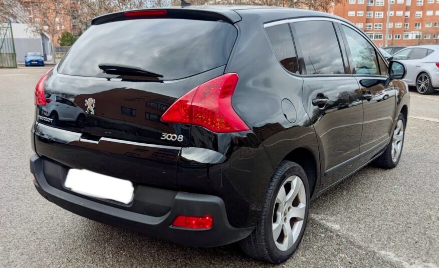 PEUGEOT 3008 1.6HDI