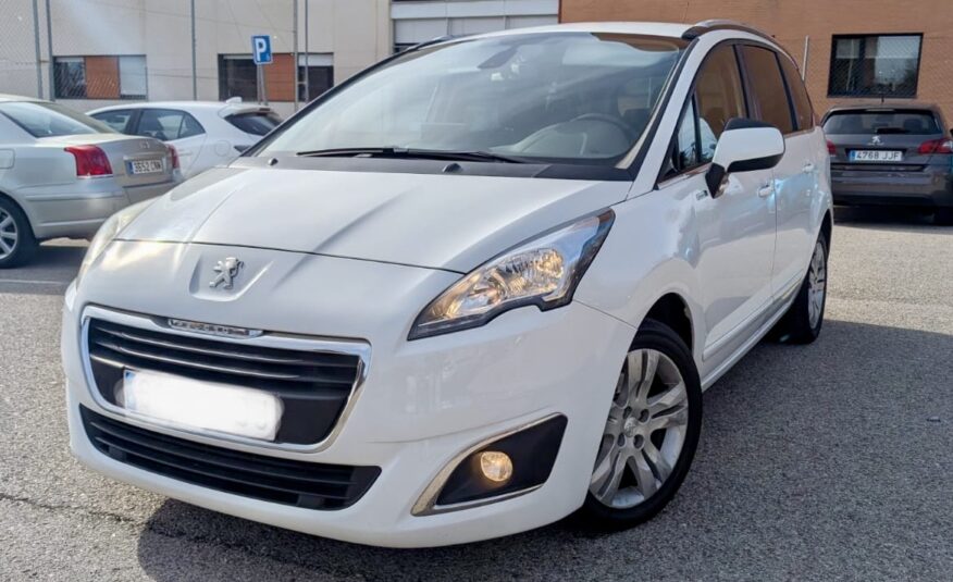 PEUGEOT 5008 1.6BLUEHDI